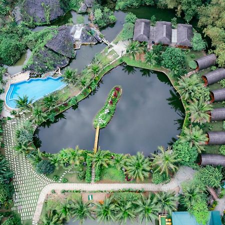 Fairy Mountain Retreat Hotel นิญบิ่ญ ภายนอก รูปภาพ